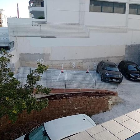 B&B Palazzo Manfredi Vieste, Fronte Mare Con Parcheggio Exterior photo